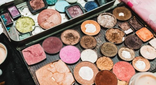 Be wary of expired cosmetics